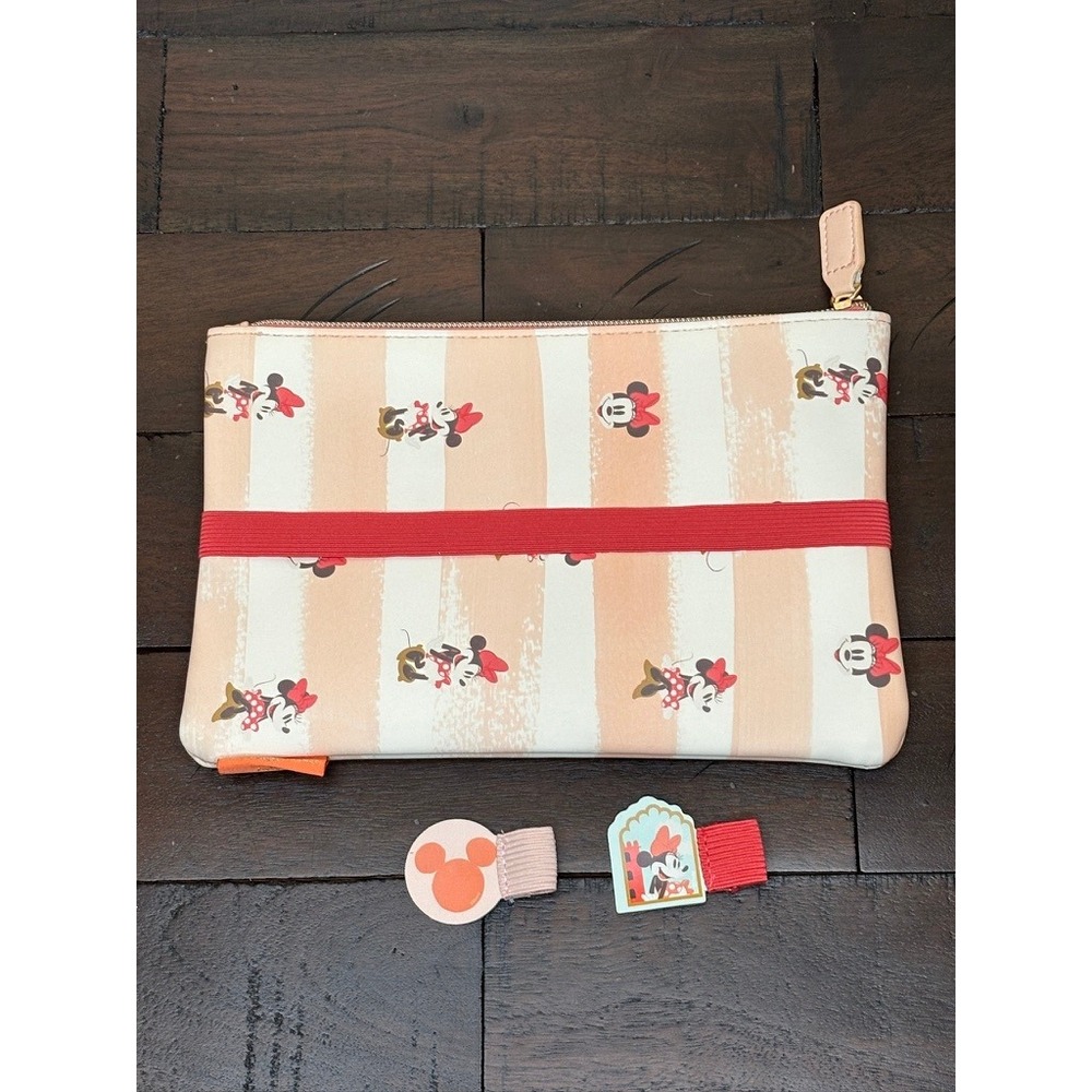 Disney Oasis Zip Pouch and Pen Loop Set from the Happy Planner collection - NEW